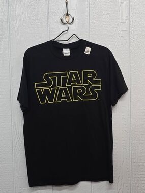 New Medium Star Wars Black Tee